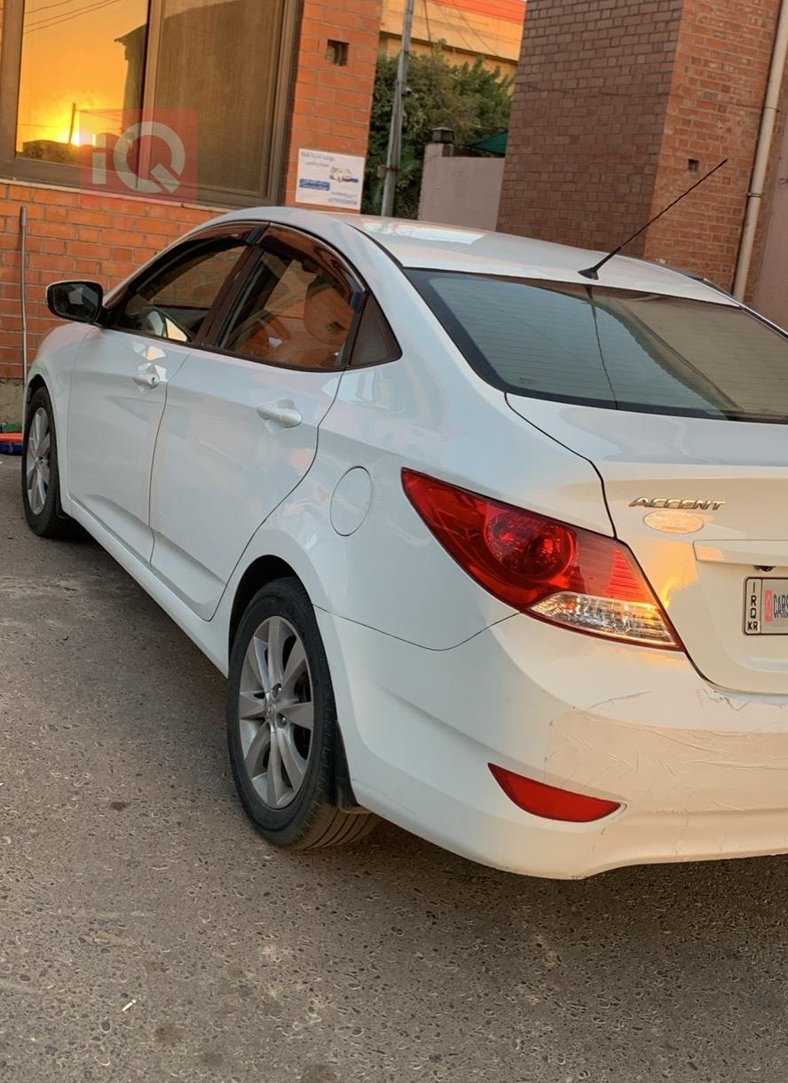 هیوندای ئەکسنت